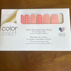 Color Street nail polish strips